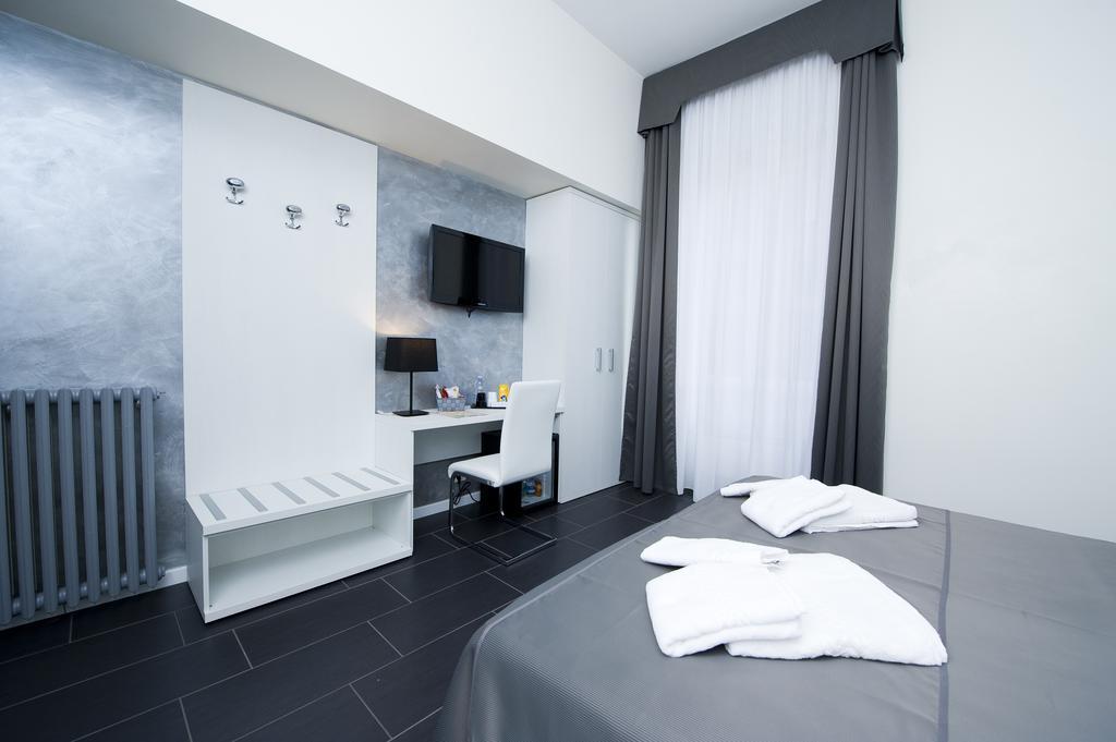 Grey&White Otel Roma Oda fotoğraf